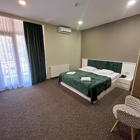 Terrace Borjomi Hotel Bagian luar foto